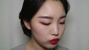 单眼皮视频,探索独特眼部特征的美丽故事